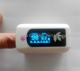 Κίνα 3 σε 1 σφυγμό Oximeter άκρων δακτύλου SpO2/δημόσιων σχέσεων/Temp με την επίδειξη LCD προμηθευτής